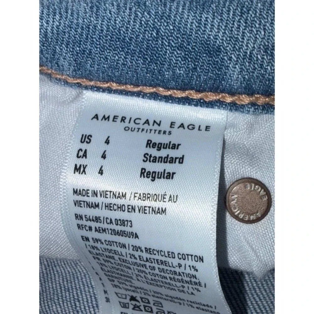 American Eagle Womens Stretch Wide Leg Jeans Light Raw Hem Size 4 Regular T35-25